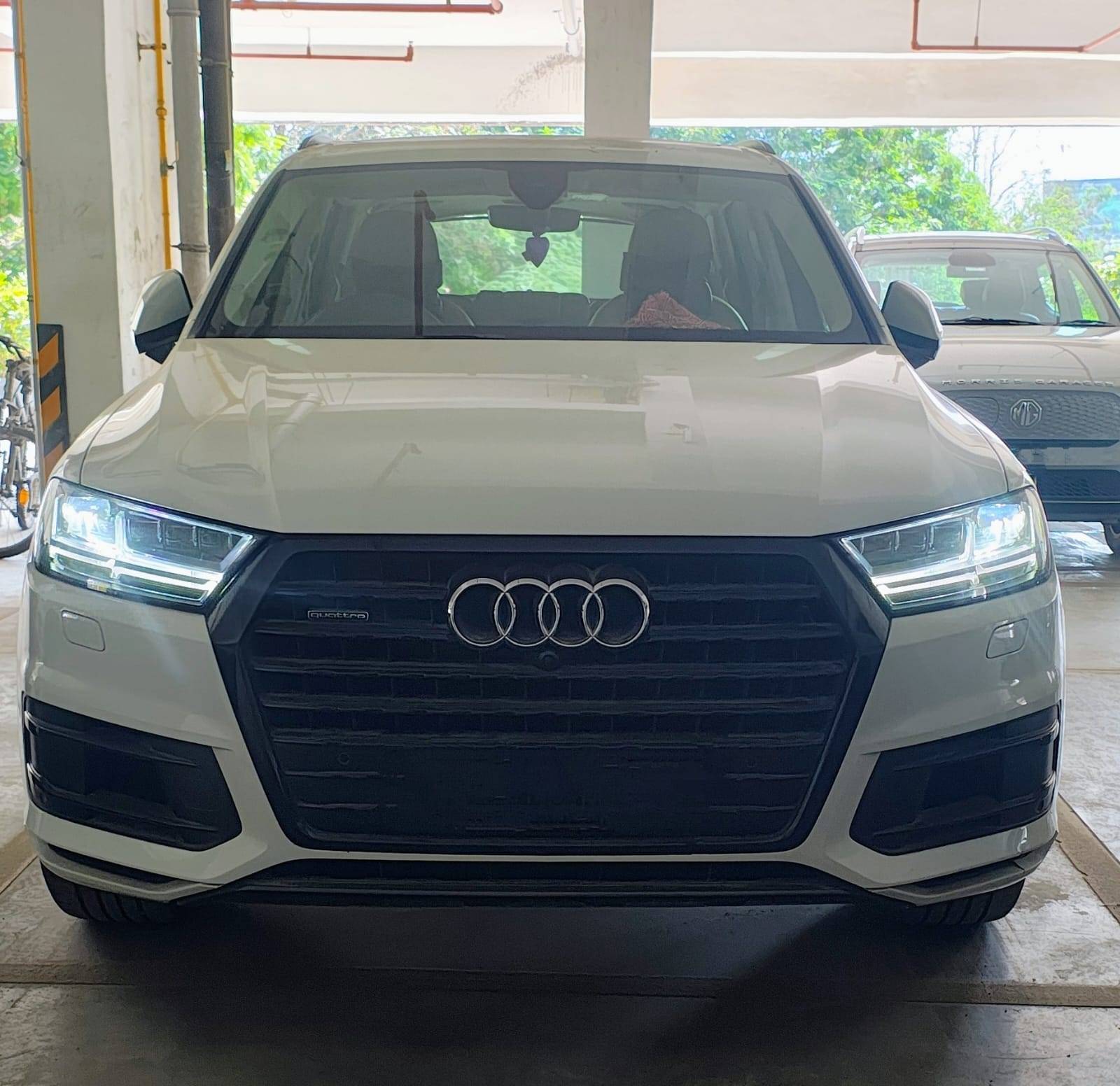 2020 AUDI Q7